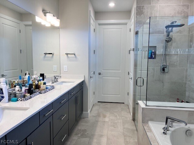 Foto del edificio - 7100 Del Webb Oak Creek Blvd