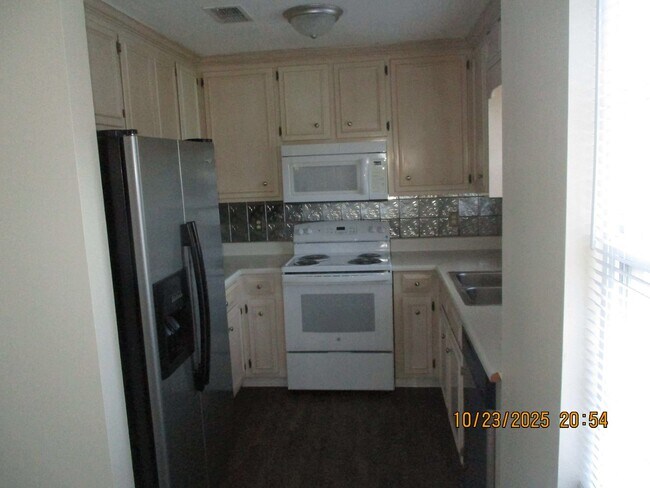 Foto del edificio - 103 Ducker Ct