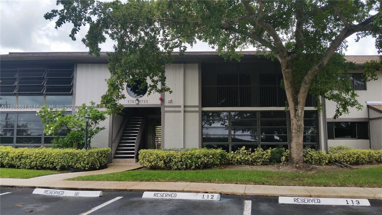 9755 W McNab Rd Unit 212, Tamarac, FL 33321 Condo for Rent in Tamarac