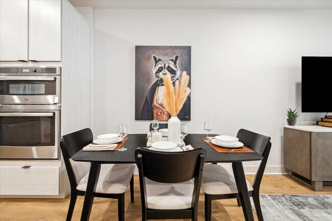 Foto del edificio - 1112 Columbus St