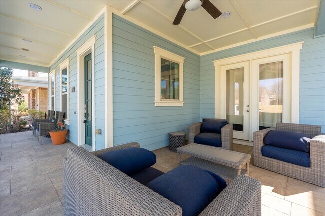 Foto del edificio - 1016 Peacock Blvd