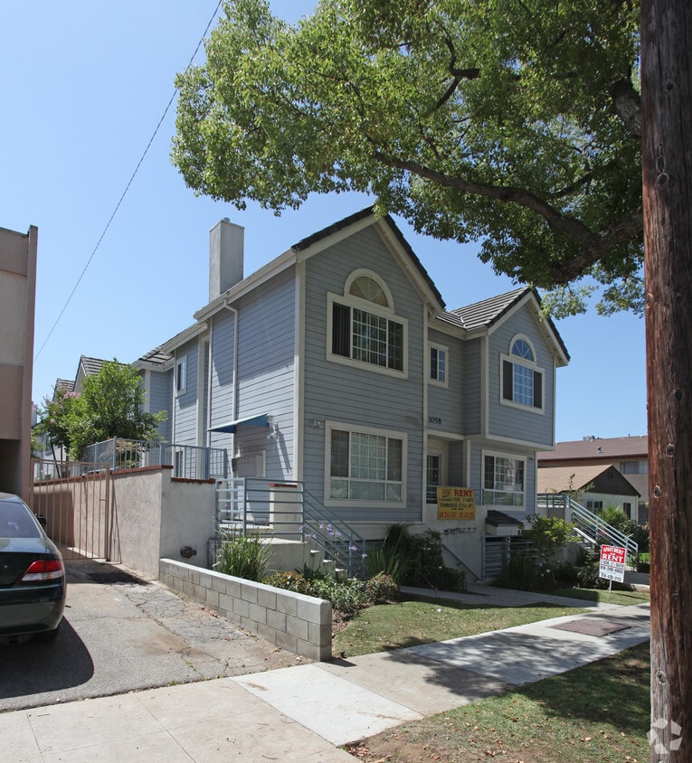 Building Photo - 1058 Spazier Ave