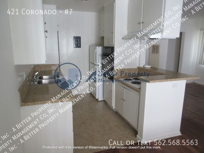 Building Photo - 421 Coronado-#7