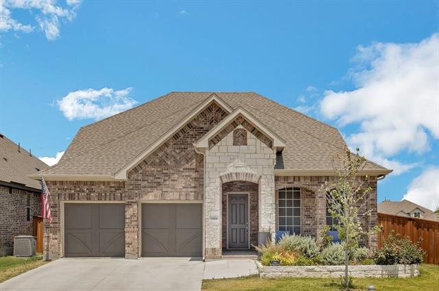 Foto principal - 14800 Belclaire Ave