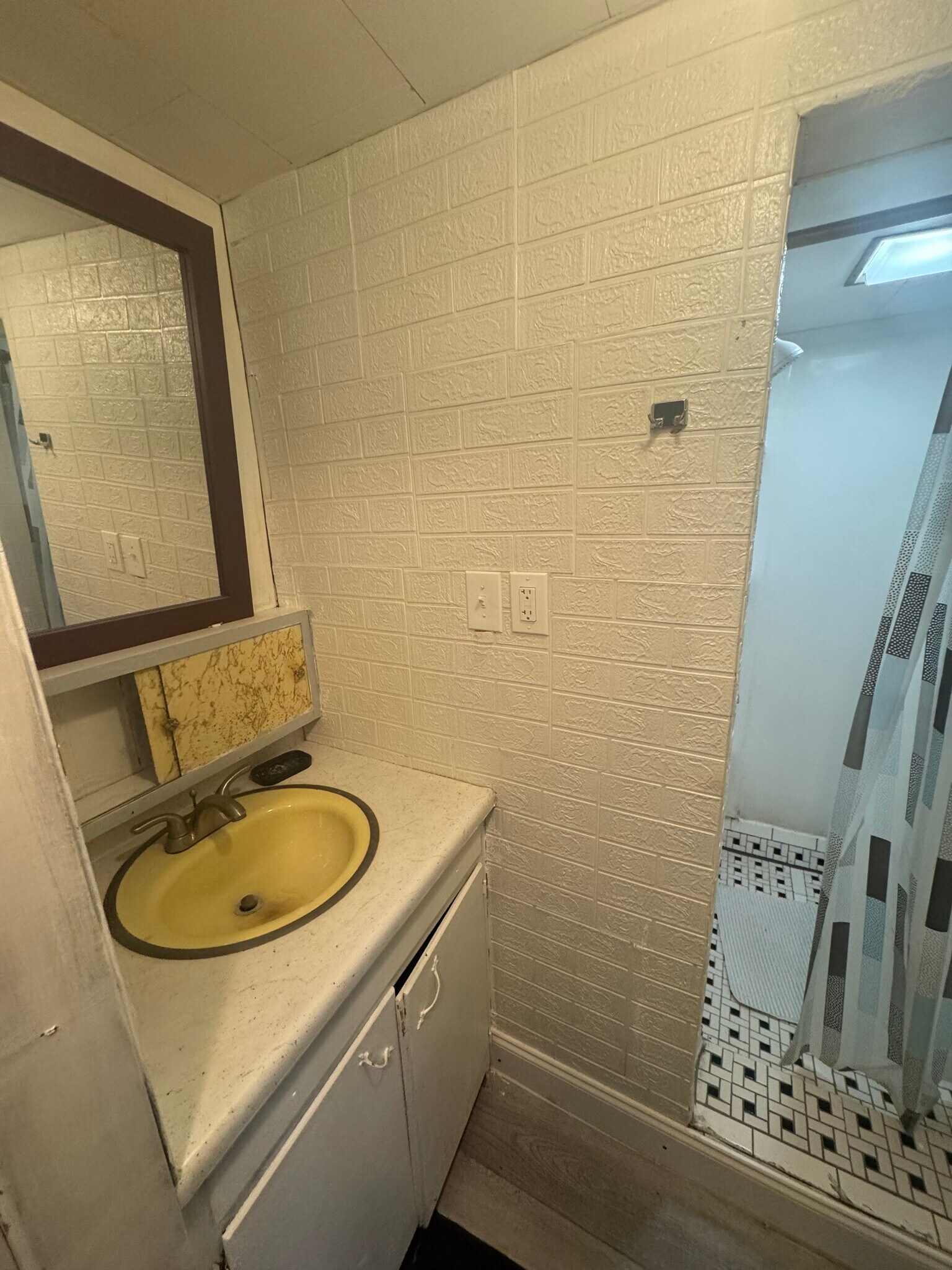 515 Crouse St Akron, OH 44311 – photo 5