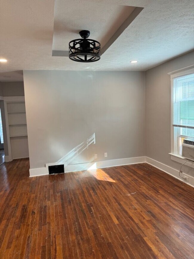 Foto del edificio - Powell Rentals (1029 S. 31st St.)