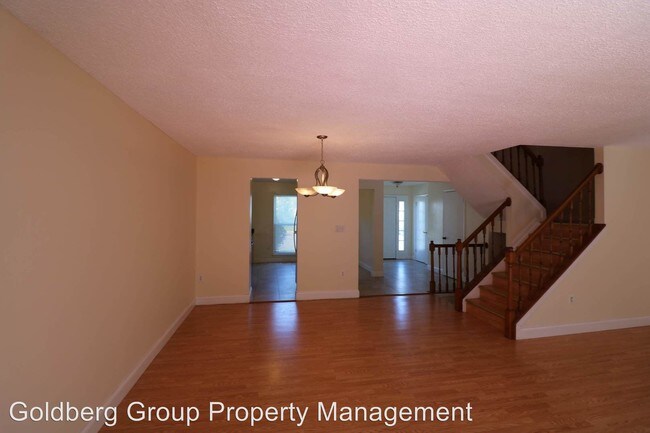 Building Photo - 4 br, 3.5 bath House - 19339 Churubusco Lane