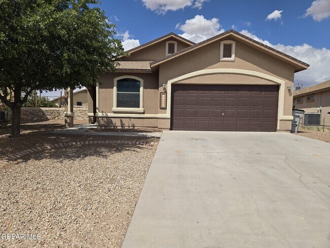 Foto del edificio - 14275 Ranier Point Dr