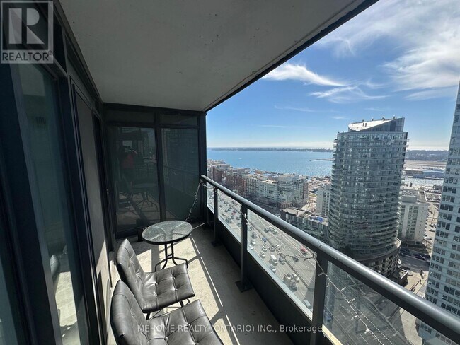 Building Photo - 70-3070 Queens Wharf Rd