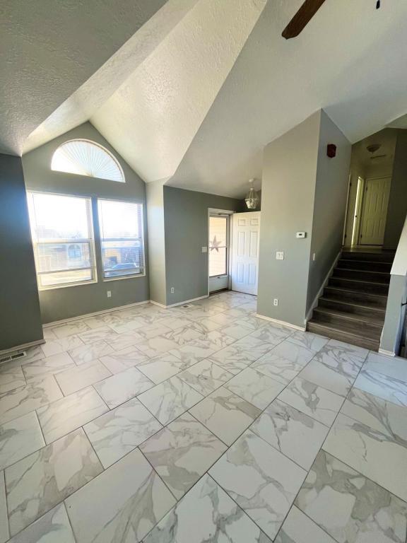 Building Photo - 1827 E 2050 N