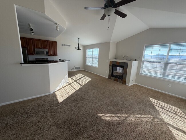 Foto del edificio - 1495 Blue Sky Way