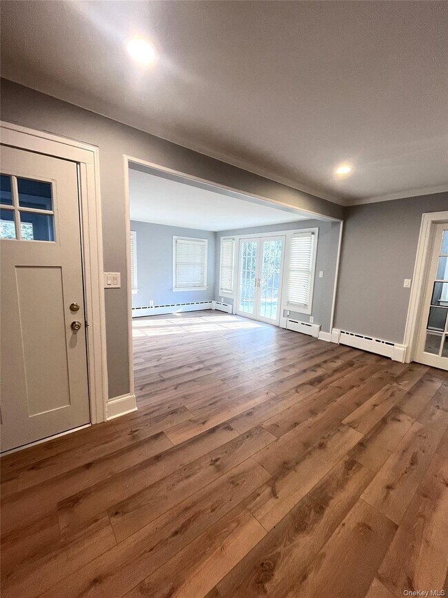 Foto del edificio - 24 Arnold Ave