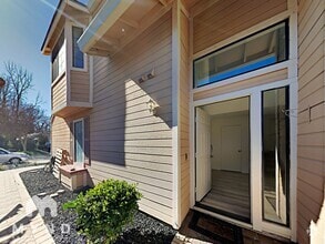 Building Photo - 2276 Sandcastle Way
