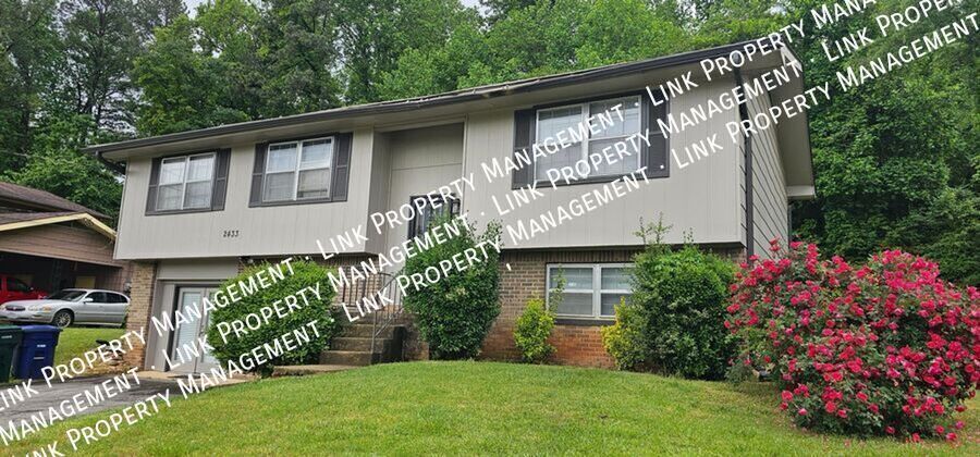 Primary Photo - 2433 Meade Cir