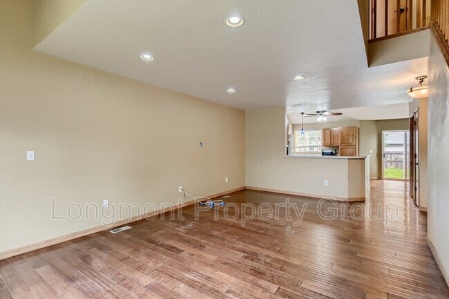 Foto del edificio - 1794 E 7th St