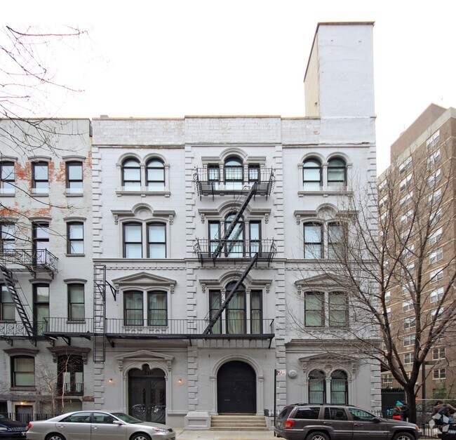 Foto del edificio - 210-214 E 5th St