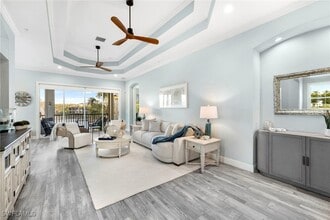 Building Photo - 10005 Valiant Ct