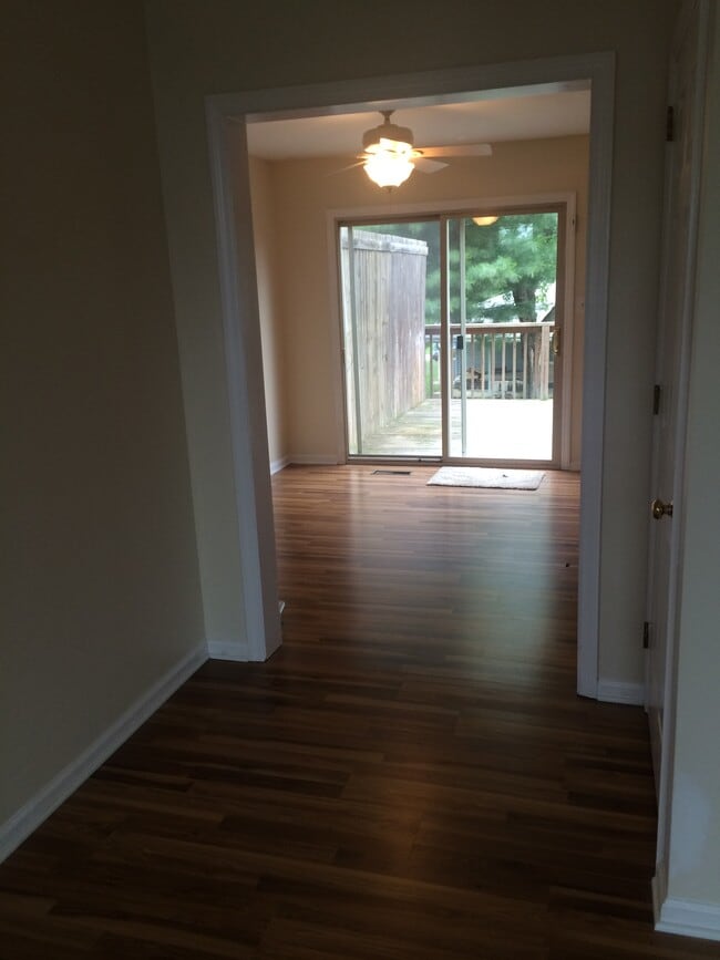 Building Photo - 1520 Tussey Ct