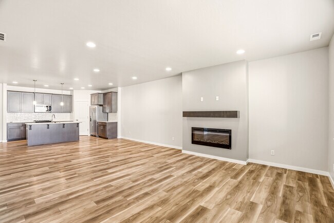 Foto del edificio - 1231 N Tschirley St
