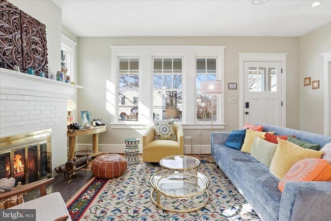 Foto del edificio - 511 N Fillmore St