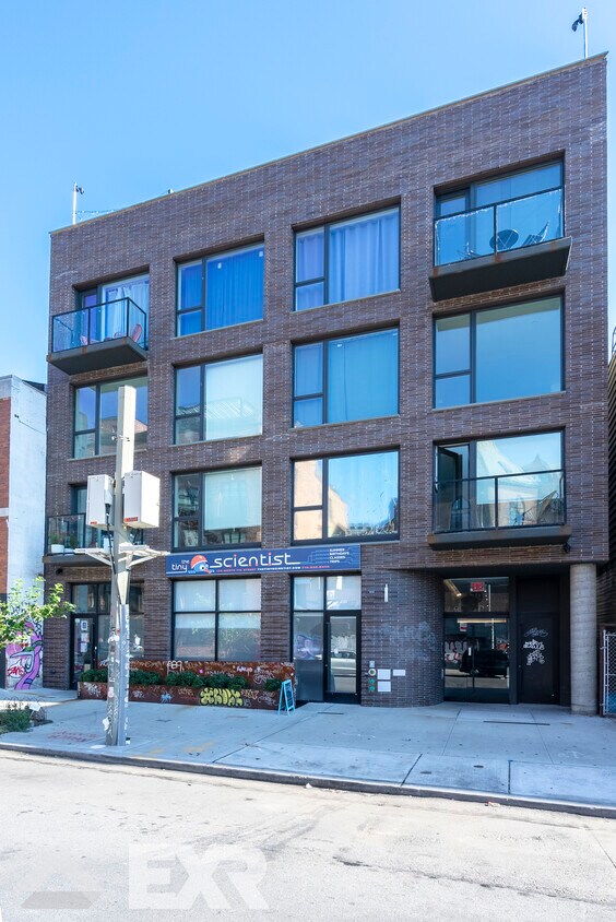 Foto del edificio - 179 N 7th St