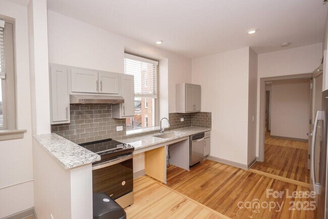 Foto del edificio - 197 N 2nd St