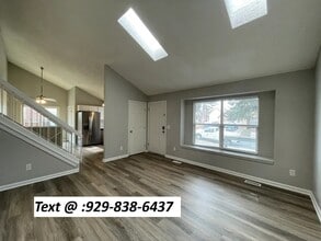 Building Photo - 16793 E Navarro Dr