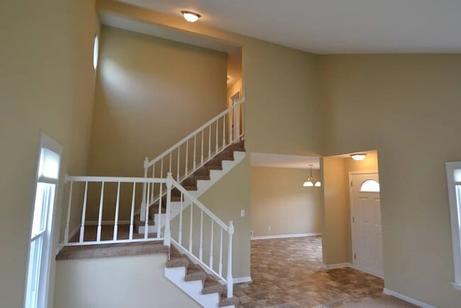 Building Photo - 306 Brookwood Trail