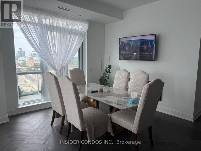 Photo du bâtiment - 8888 Yonge St