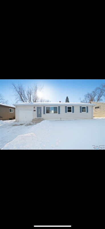 Foto principal - 205 E 41st St