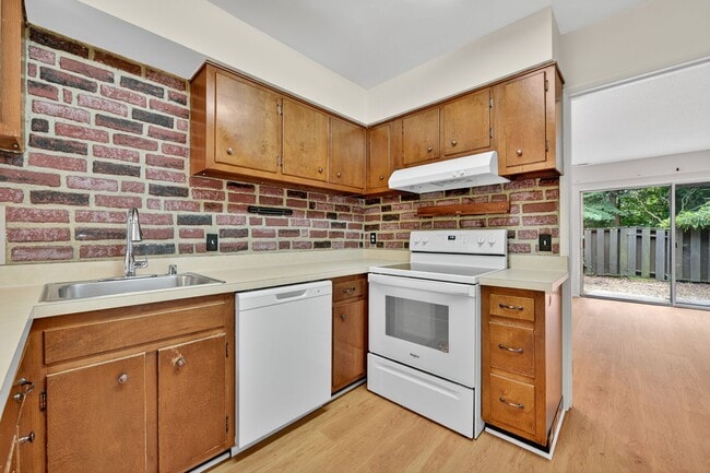 Building Photo - 1384 Northgate Square