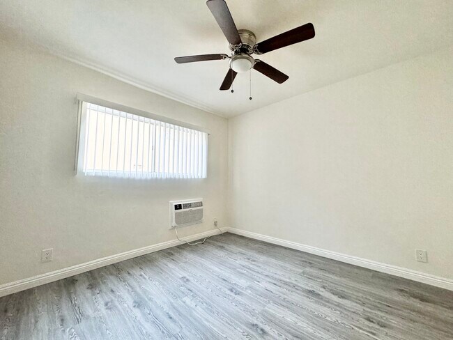 Foto del edificio - 20414 Cohasset St