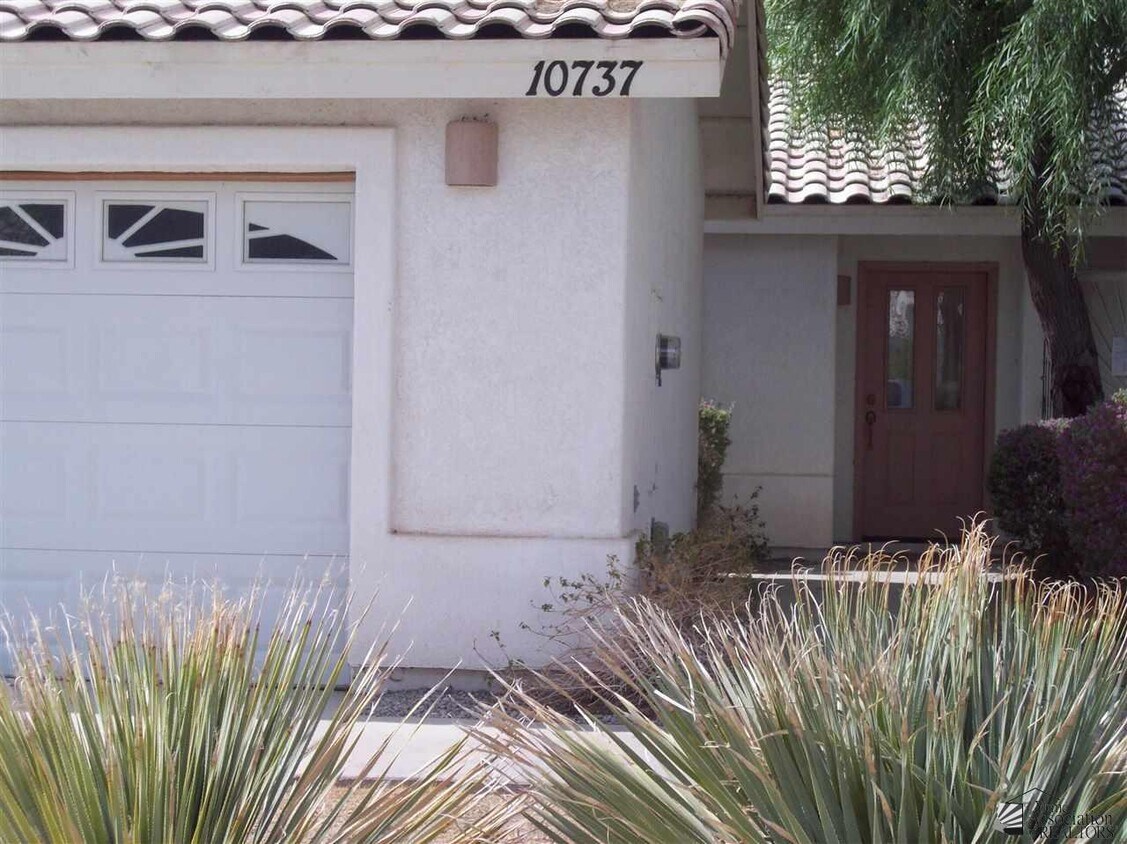 10737 E 35th St, Yuma, AZ 85365 Condo for Rent in Yuma, AZ