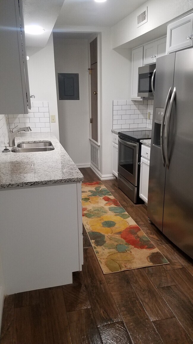 Foto del edificio - 600 NW 4th St