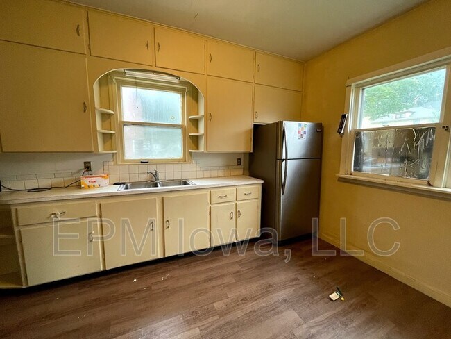 Foto del edificio - 926 W 3rd St