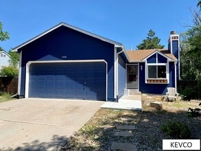 Building Photo - 1300 Sioux Blvd