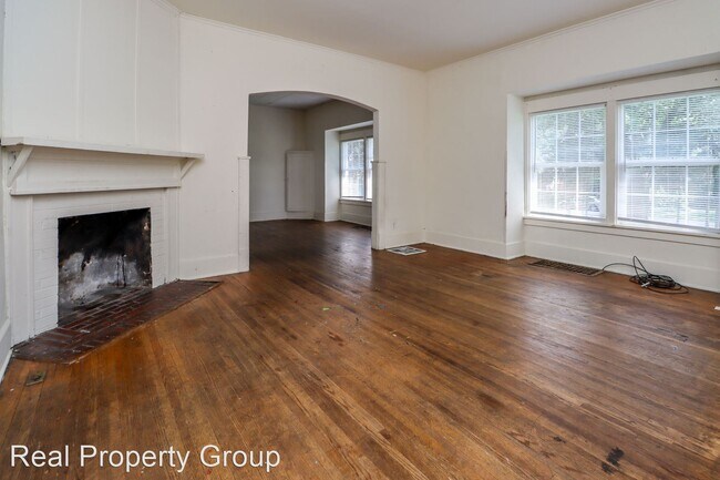 Building Photo - 5 br, 2 bath House - 1503 Wilson Ave.