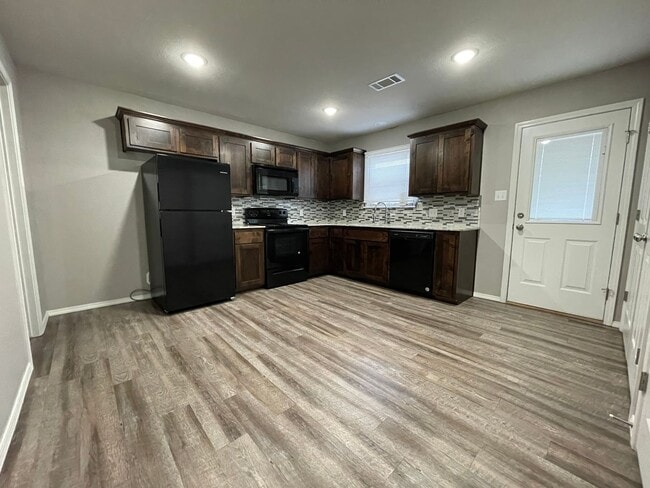 Foto del edificio - 2009 Knoxville St