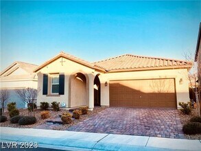 Building Photo - 2864 Tanager Hill St
