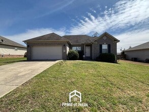 Building Photo - 2808 Browning Cove