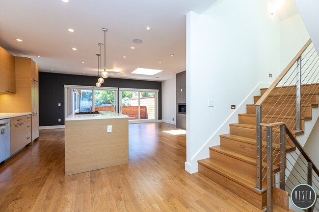 Building Photo - EXQUISITE RENOVATED VICTORIAN COMPOUND - 5...
