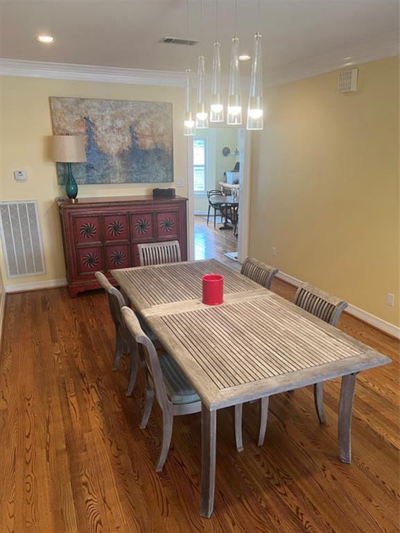 Foto del edificio - 1919 W Clay St