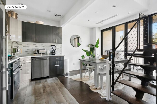 Foto del edificio - 224 Richardson St
