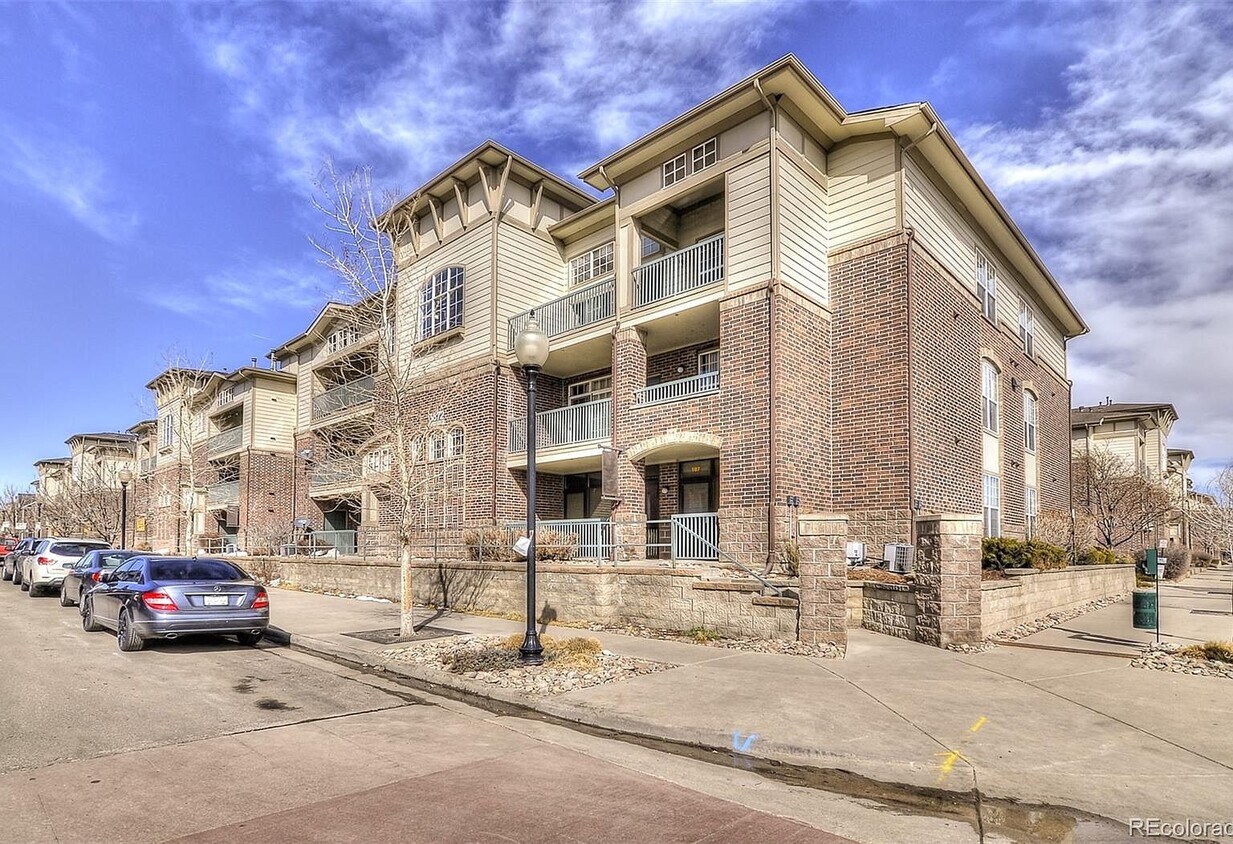 3872 S Dallas St Unit 307, Aurora, CO 80014 Condo for Rent in Aurora