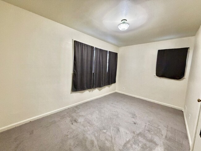 Building Photo - 3114 Cherokee Ave