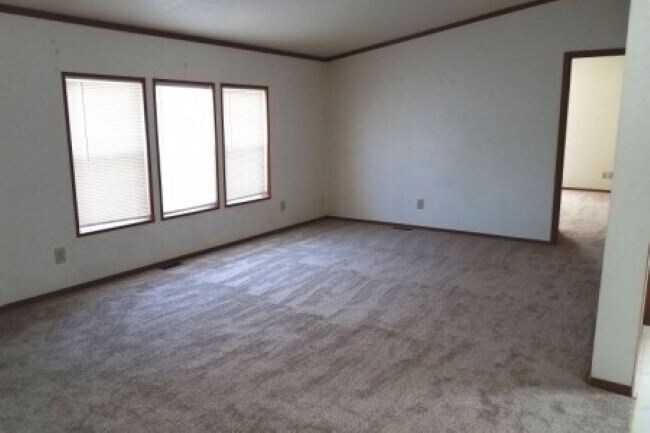Foto del edificio - 3831 Plains Dr