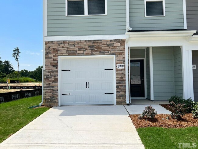 Foto del edificio - 6928 Outfall Point Ln