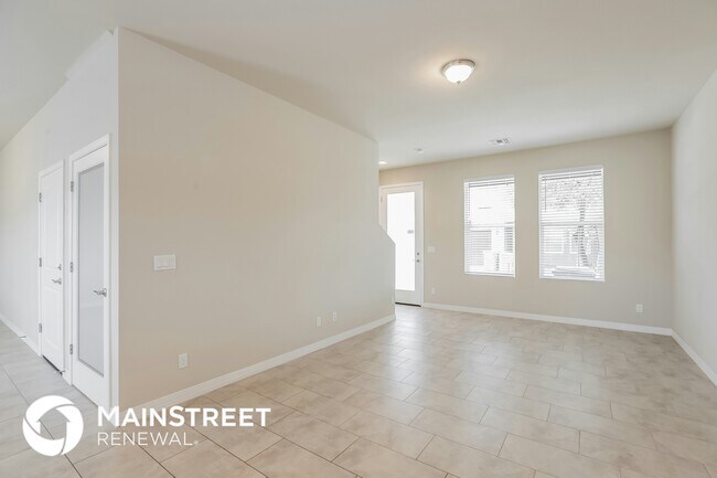 Foto del edificio - 2000 N 36th St