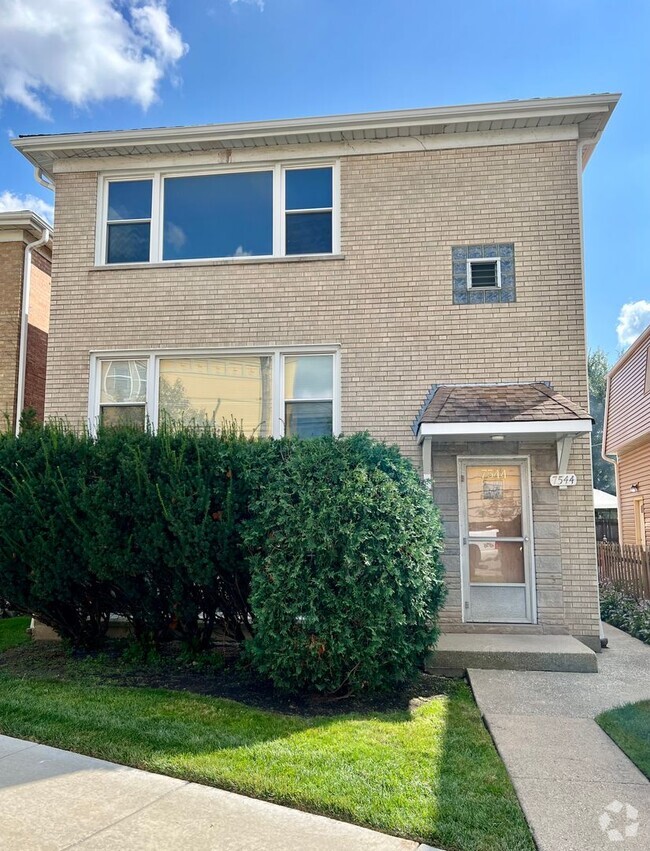 Building Photo - 7544 Brown Ave