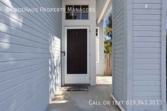 Building Photo - Rancho Del Oro- 3 Bedroom 2.5 Bathroom Hou...